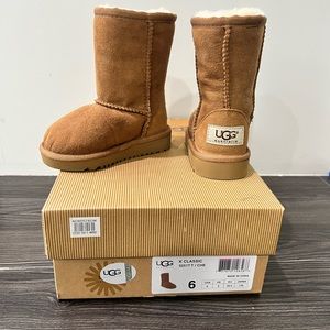 UGG kids size 6 chestnut brown K Classic Boots NEW